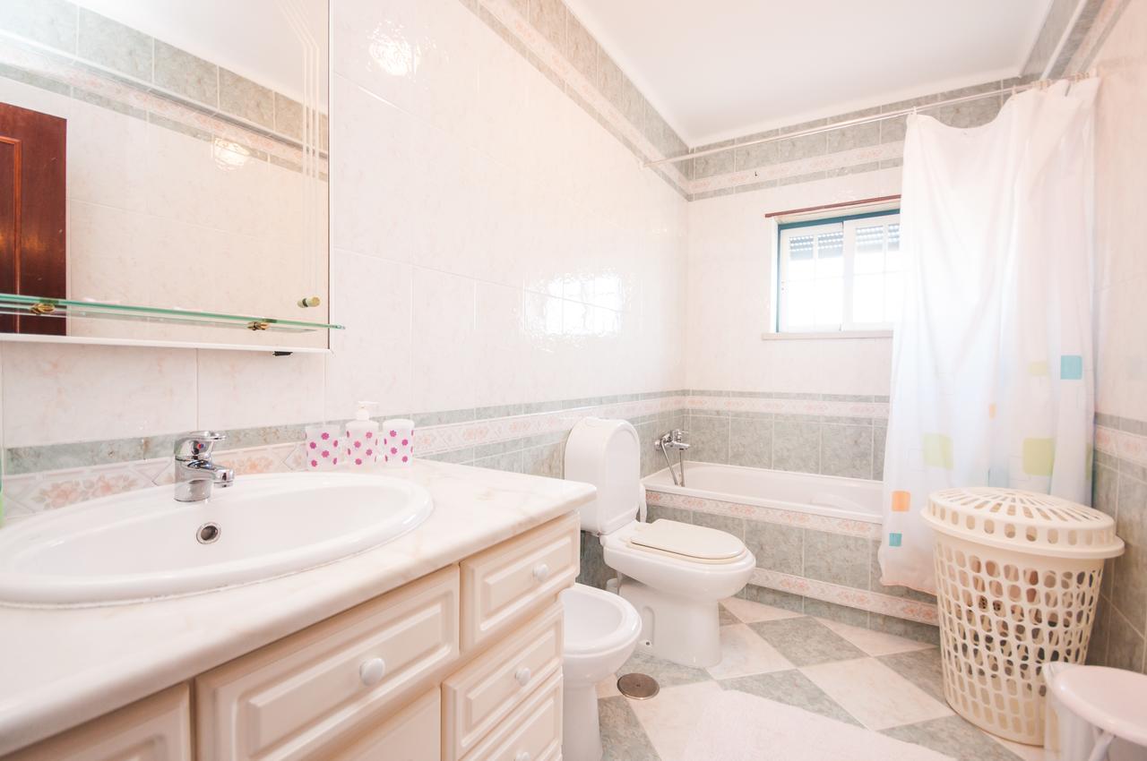 Bed and Breakfast Rivers Nation Surf Camp Атоґія-да-Балея Екстер'єр фото