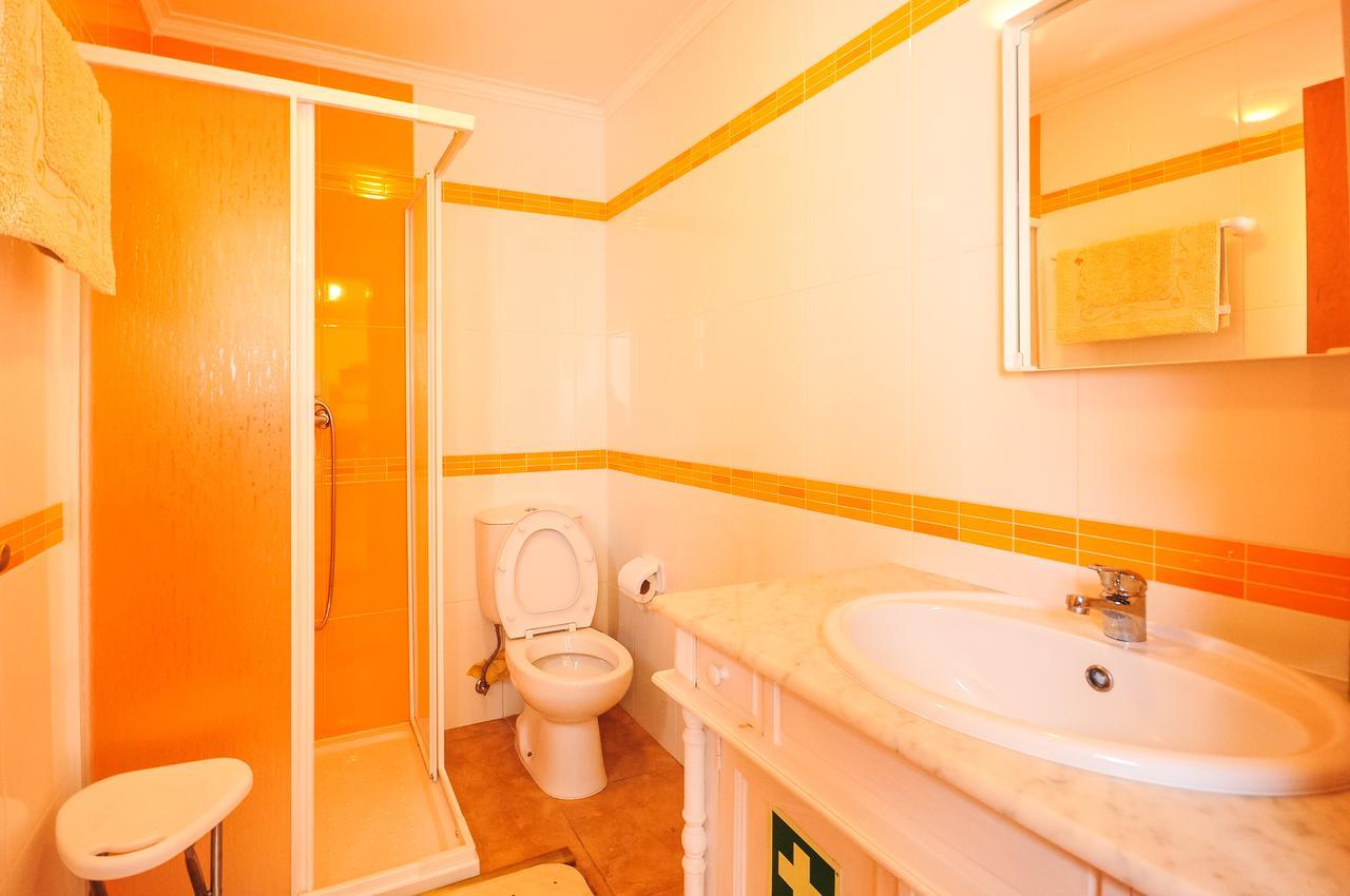 Bed and Breakfast Rivers Nation Surf Camp Атоґія-да-Балея Екстер'єр фото